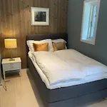 アパート Lovely Studio Apartment Near City Center - Parking Available サンネフヨル