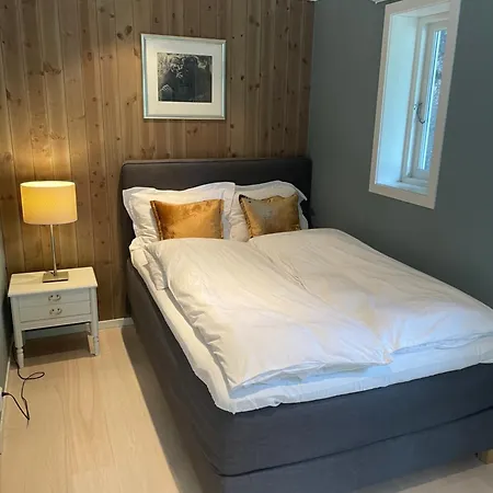 아파트 Modern Near Center - Parking Available 산데피요르드